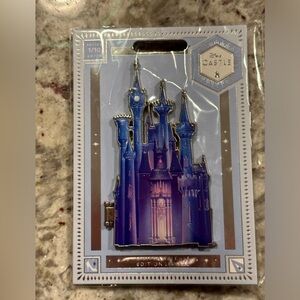 Disney CINDERELLA Castle Collection JUMBO Pin Limited Release Edition 1/10 NEW